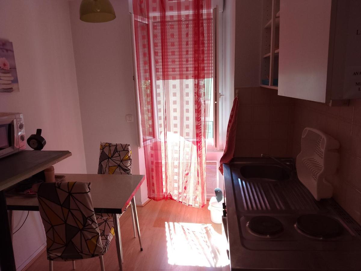 Le Moderne Veynes - Location D'Appartements A La Nuitee ภายนอก รูปภาพ